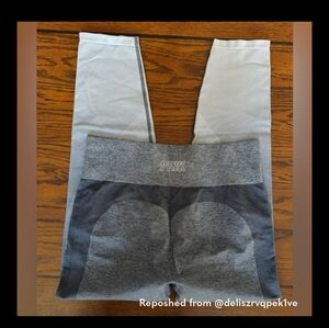 Pair of PINK Leggings